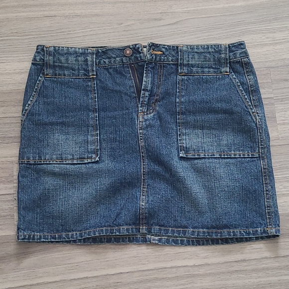 Jean skirt - Picture 1 of 3